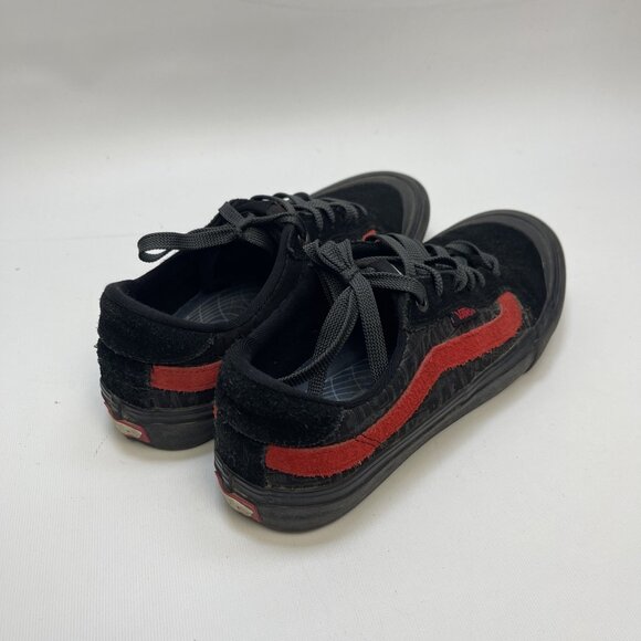 Vans Men’s Baker Style 112 Pro Skate Shoes Size 8 Black Red Suede Low Top Read - Picture 2 of 15
